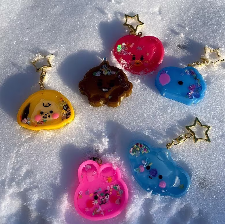 Bt21 Keychains Shakers