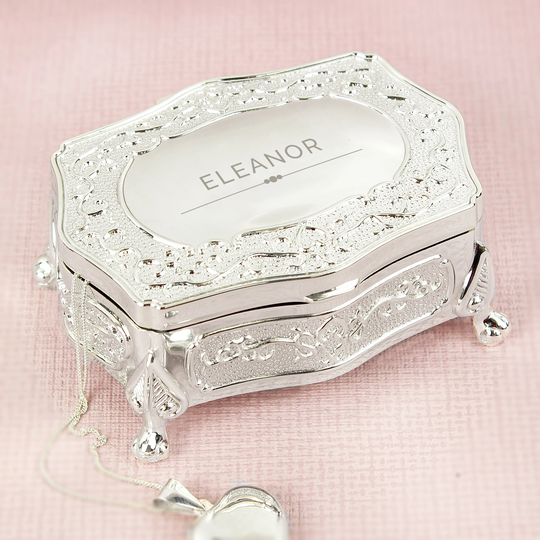 Personalised Any Name/Relative Engraved Small Antique Trinket Box , Birthday Gift 13Th 16Th , 18Th 21st 30Th 40Th 50Th 60Th