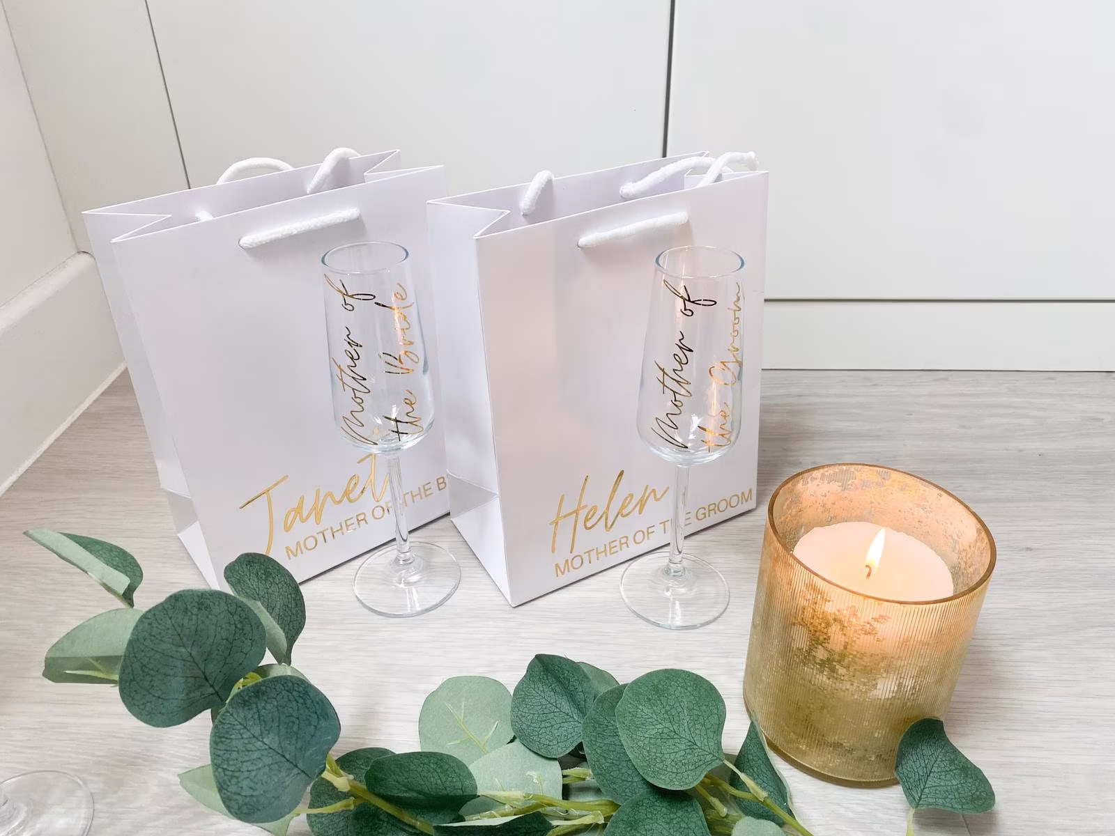 Mother Of The Bride/Groom Gift Bag & Champagne Glass Bundle | Wedding
