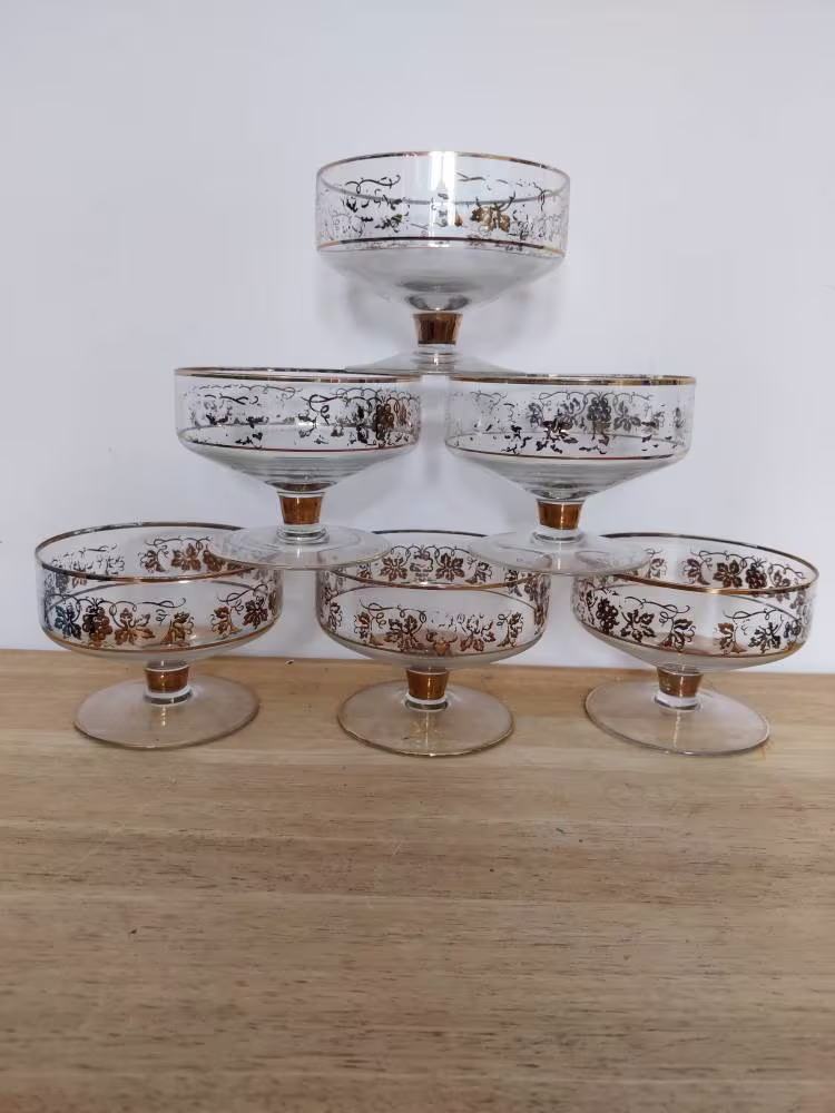 Set Of 6 Champagne Glasses, Retro Sundae Pedestal Dessert Bowls, Cocktail Glasses