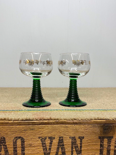 Pair Of Vintage French Luminarc Green Beehive Glasses With Gilded Grapevine