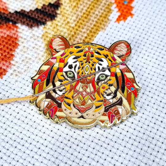 Mandala Tiger Needle Minder | Enamel Magnetic Cross Stitch Gift Sewing Accessory Fridge Magnet