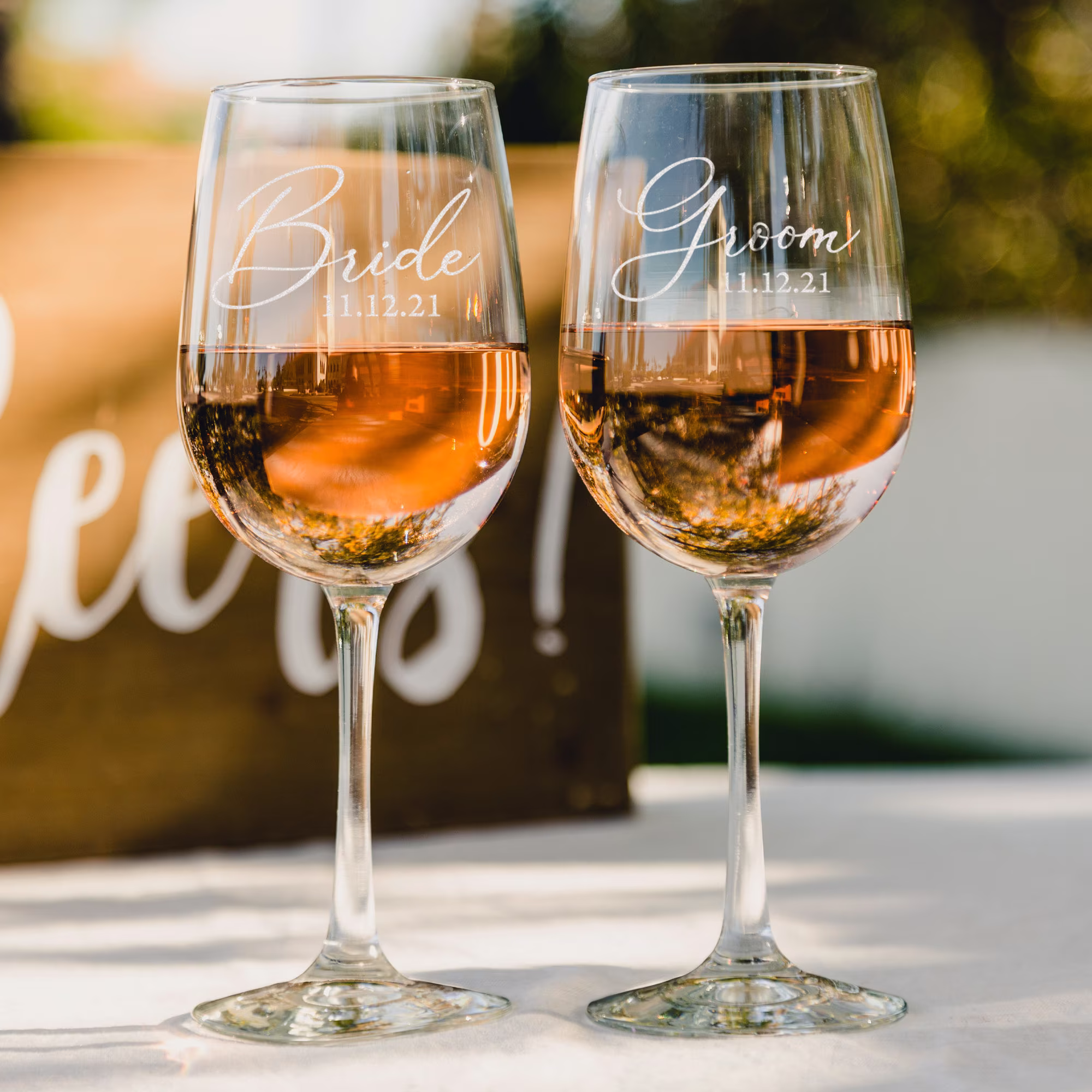 Etched Bride & Groom Wine Glasses - His Hers With Wedding Date, Set Of 2 Toasting Glasses, Design Hh6
