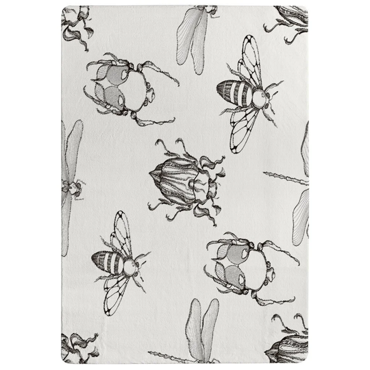 Osorio Sketch of Scarab Beetle, May Bug, Bee and Dragonfly Designer Shaggy Grey/Off-White Rug