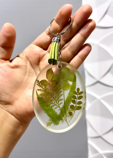 Keychain, Floral Gift For Her, Pressed Flower Custom Gold Flakes, Flowers, Silver Keychain