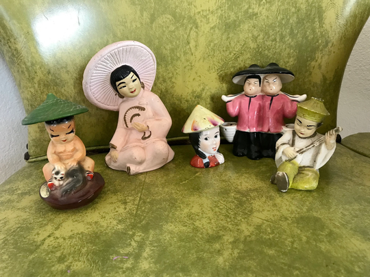 Adorable Lot Of 5 Vintage 1950's Asian Decor Ceramic Figurines For Shelf