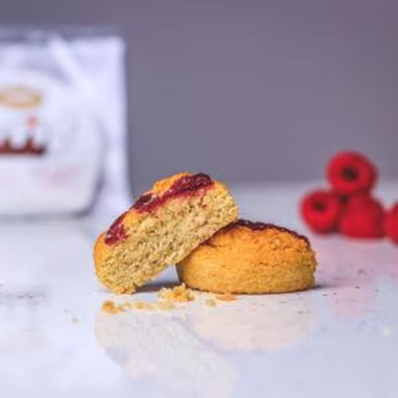 Keto Cake - Raspberry Swirl | Cake Bite
