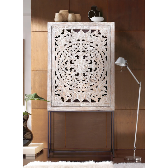 Edmond Highboard