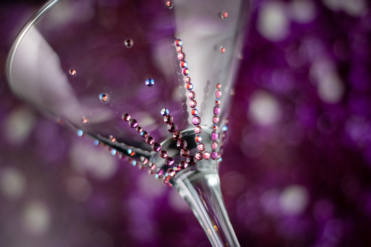 Cascading Lines Rhinestone Bling Cocktail Glass