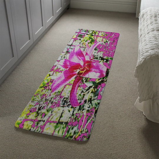 Leininger Shaggy Pink/Green Rug