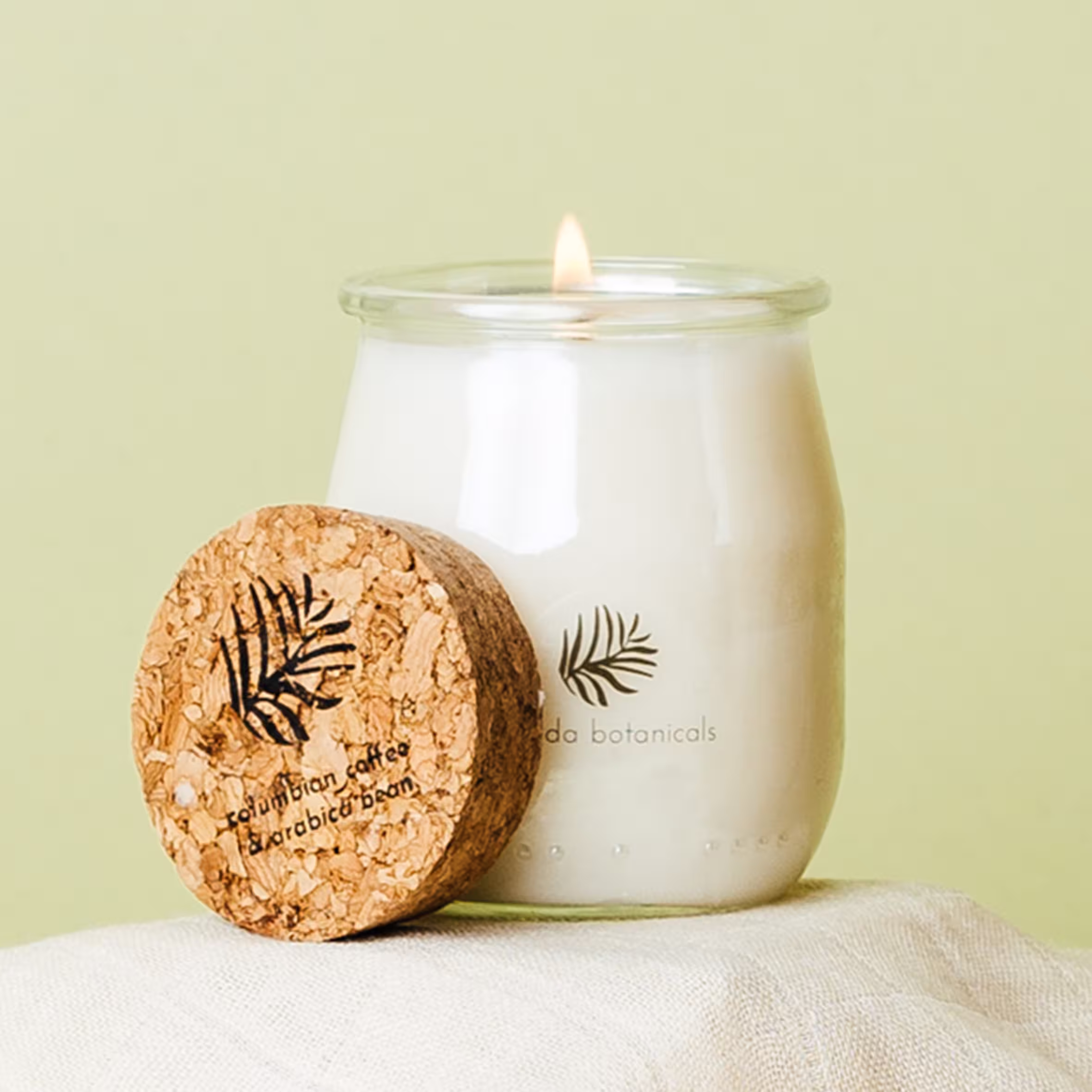 Columbian Arabica Coffee Bean- Soy Wax Candle - Bottle Glass Eco UK