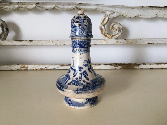 1x Antique White Ironstone Sugar Sifter - Shaker With Blue Willow Pattern Transfer