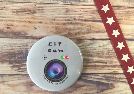Elf Cam Badge Magnet/Santa Xmas Surveillance Camera Good Naughty Or Nice List North Pole Dd890