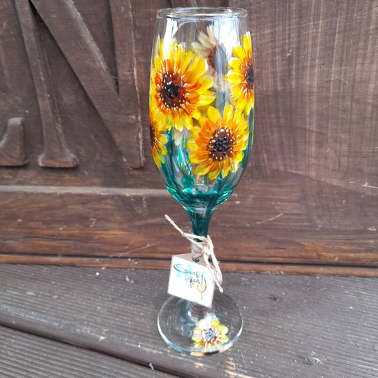 Sunflower Smiles Champagne Flute, Hand Painted Glass | Can Be Personalised For Free Unique, Perfect Gift To Order Her Him