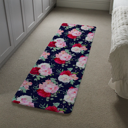 Lydon Roses Designer Shaggy Red/Green/Navy Rug
