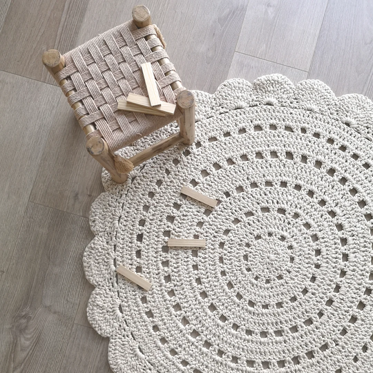 Hertfordshire Handmade White/Ecru Rug