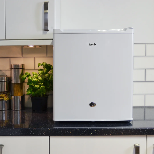 47 Litre Table Top Fridge