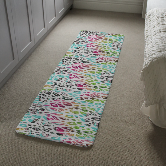 Markowitz Leopard Spots Designer Shaggy Pink/Turquoise/Grey Rug