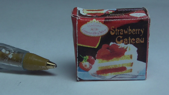 12Th Scale Doll House Miniature Strawberry Gateau For Your Freezer Fridge Lpb19
