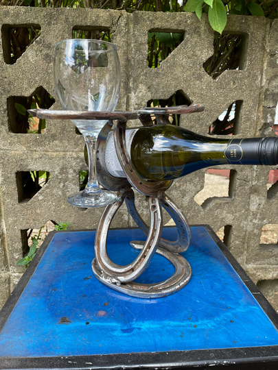 Horseshoe Wine Glass & Bottle Holder