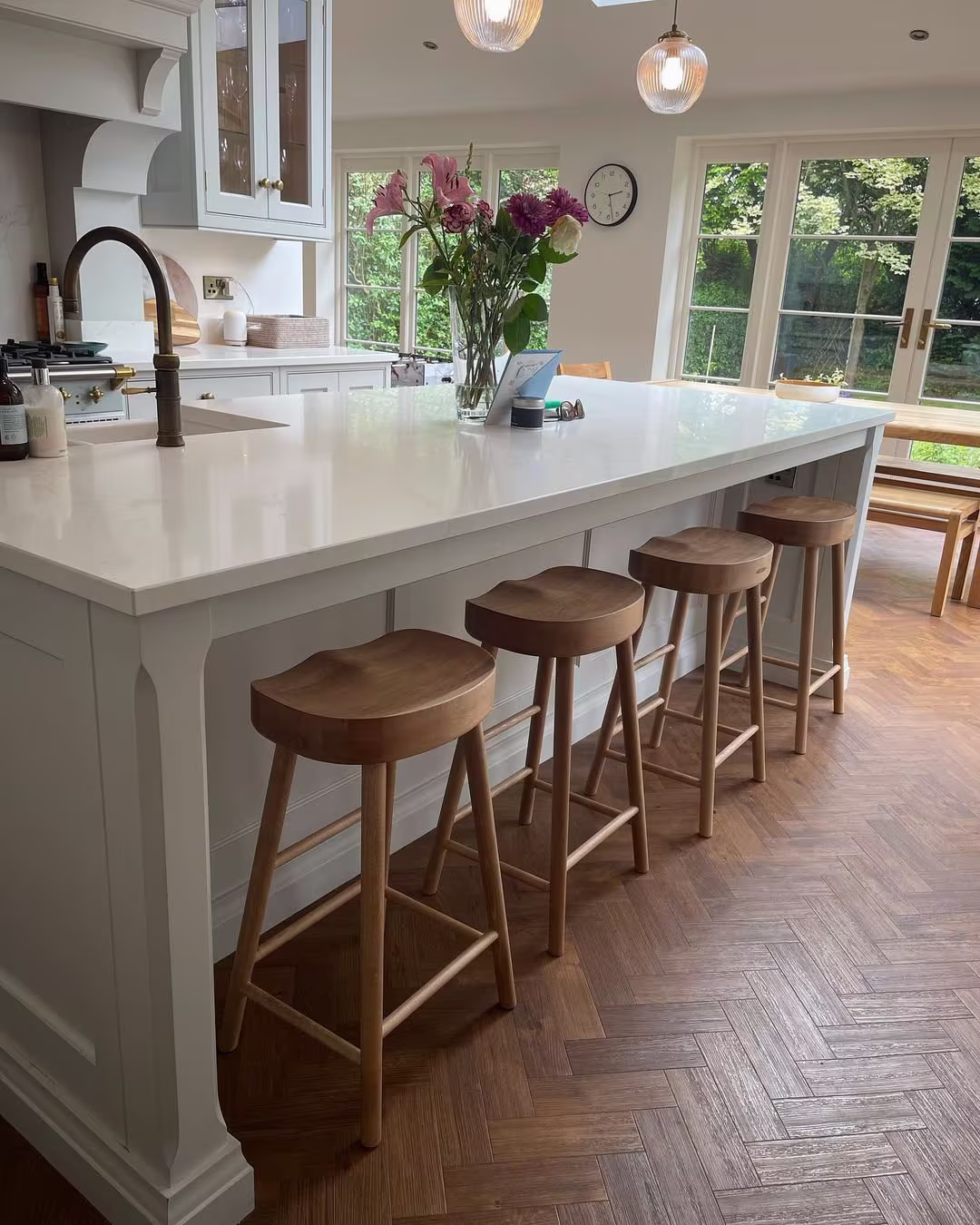New Shaker's Style Bum/Saddle Kitchen Bar Stool