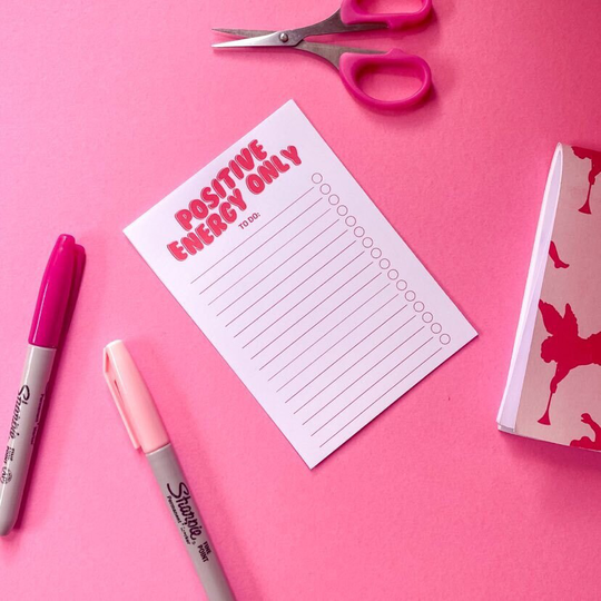 A5 Or A6 Notepad To-Do List | Positive Energy Only 40 Pages Tear Off Page Magnet Pink, Red & White Checklist