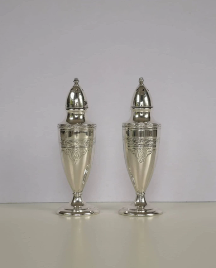 Pair Of George V Britannia Plate Electroplated Silver Casters Ca. 1910-1920's