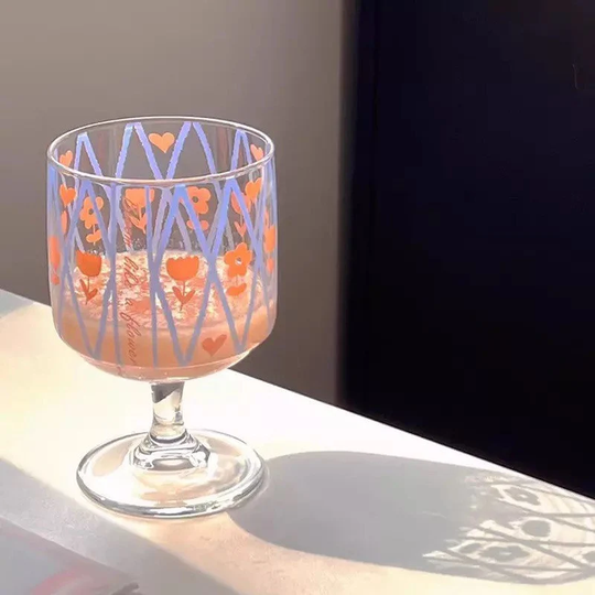 Pastel Daisy Wine Glass. Bloom Like A Flower Girly Tumbler