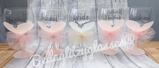 Personalised Glitter Gin Or Wine Glass Wedding Gift Bride Bridesmaid Birthday Milestone