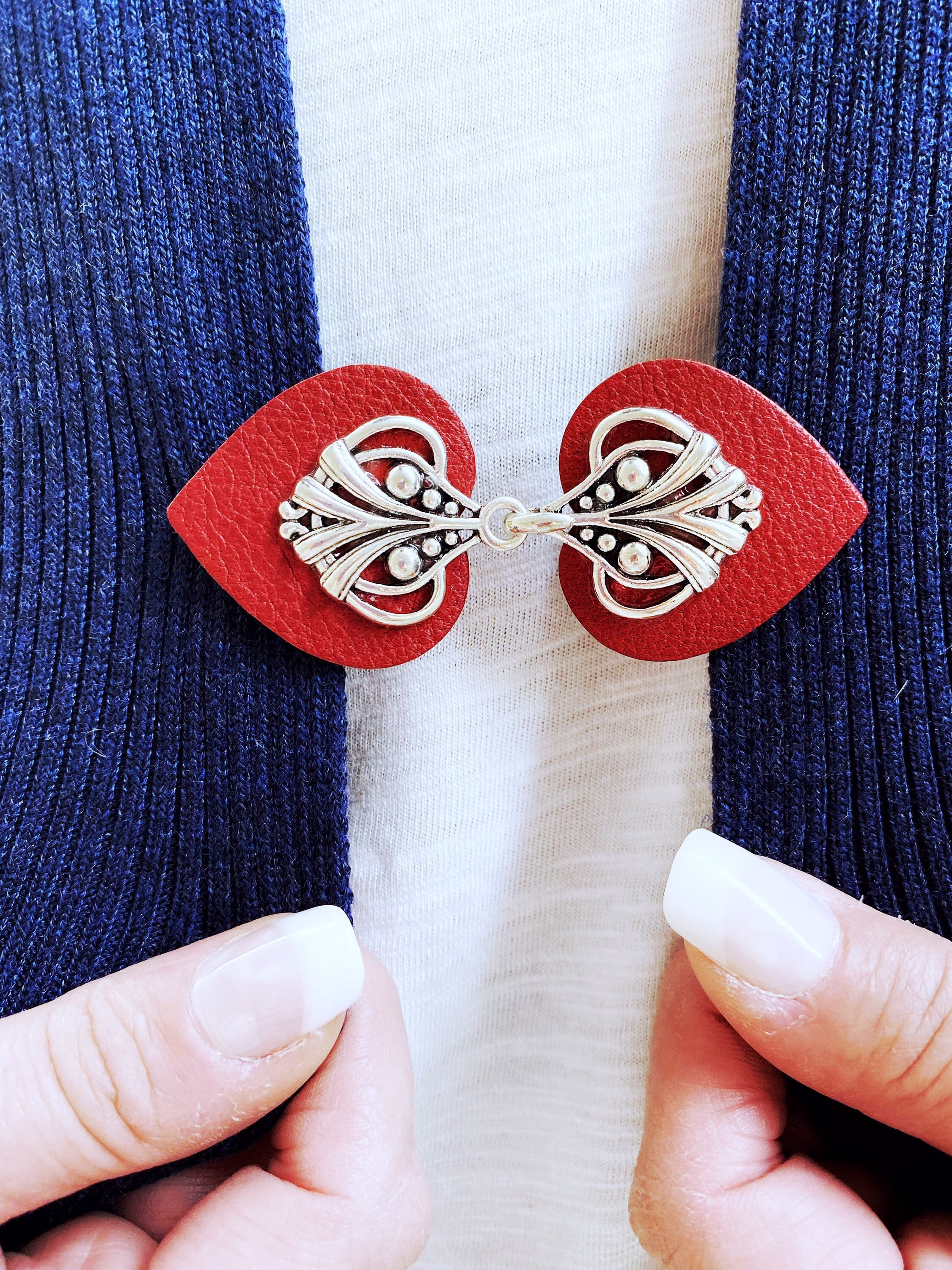New Cinch Clip | Cloak Clasp Silver & Red Leather Dress Clips Waist Cincher Cardigan Unique Christmas Gift Kardiklips