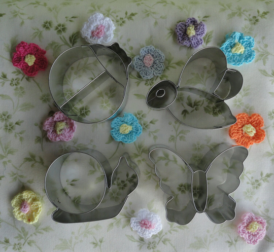 Lady Bug, Butterfly, Honey Bee, Snail, Summer Baking, Garden Friends, Diy Cookie Cutters, Recipe, Kids Crafts
