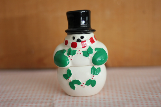 Vintage Stackable Holiday Snowman Salt & Pepper Shakers With Red & White Scarf Green Gloves Holly Leaves No Labels Free Shipping
