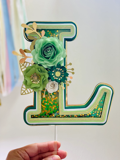 Initial Letter Shaker Topper