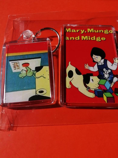 Fridge Magnet & Double Sided Keyring/ Bag Charm Mary Mungo Midge Tv Show