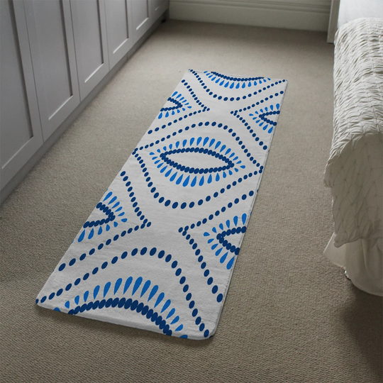 Marr Seamless Boho Intricate Ogee Designer Shaggy Ivory/Blue Rug