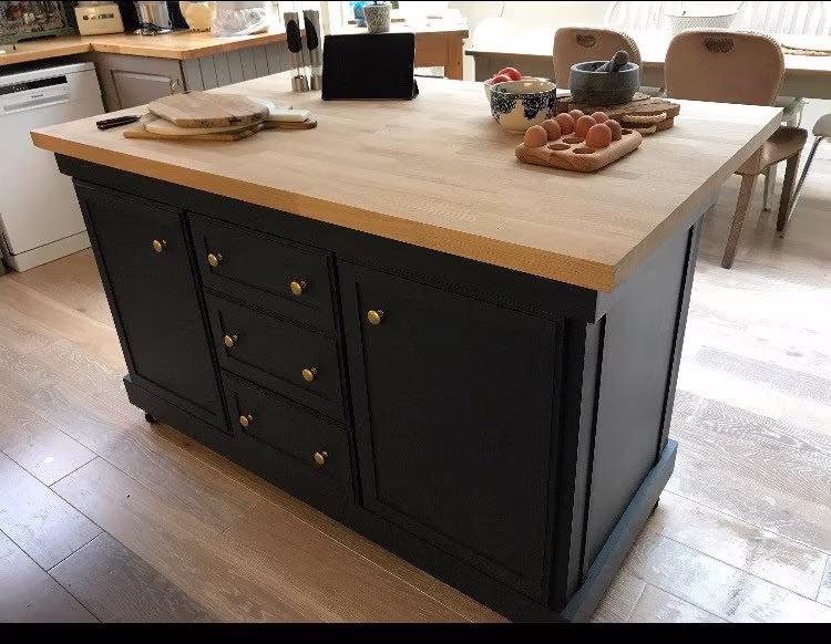 The Aylesbury Bespoke Custom Made To Order Kitchen Island Breakfast Bar Oak Top