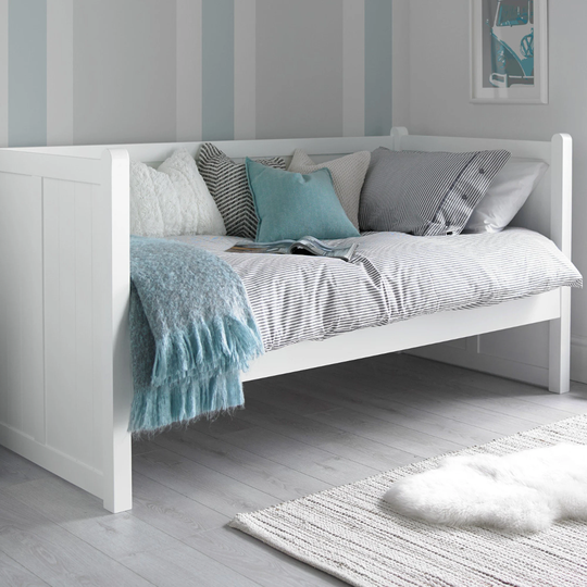 White Wooden Guest Single 3Ft Day Bed Frame/ With Underbed Trundle By Time4Sleep | Hampton
