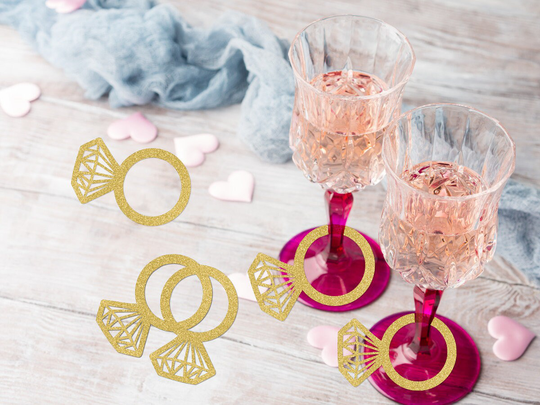 Diamond Ring Glass Tags - Glitter Engagement Drink Marker, Wine Tags, Champagne Hen Party Decor