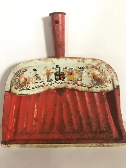 J.v. Reed Louisville Metal Dustpan in Red 1950S