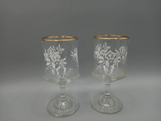 Pair Of Floral Gold Gilt Rimmed Wine Glasses, Vintage Bar Ware, Glasses
