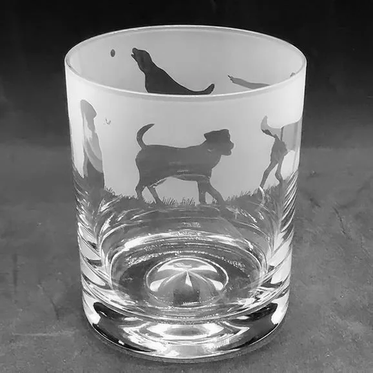 30Cl Glass Whisky Tumbler With Labrador Retriever Frieze Design