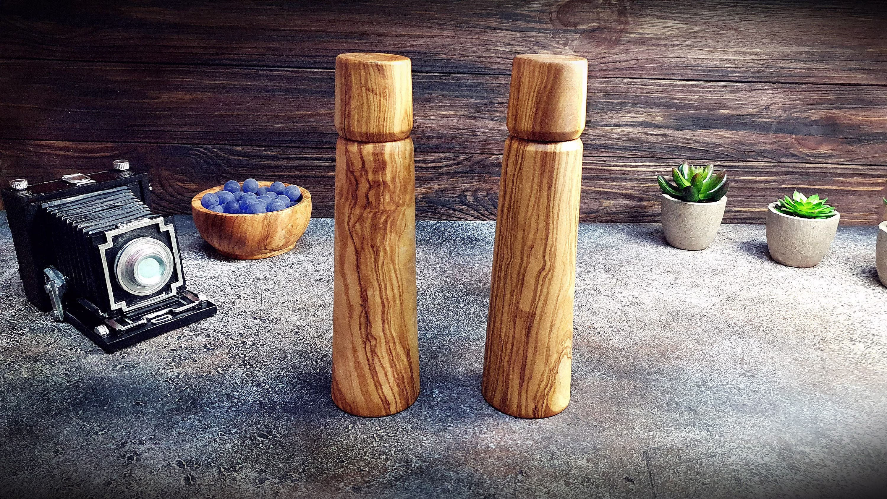 Salt & Pepper Mill Set With Adjustable Ceramic Mechanism, Handmade Grinding Mechanism For Peppers Salts, Mills Vintage
