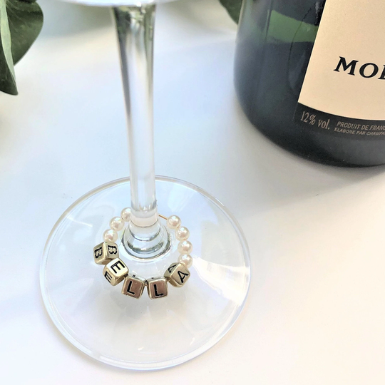 Personalised Wine Glass Charm - Place Setting Pearl