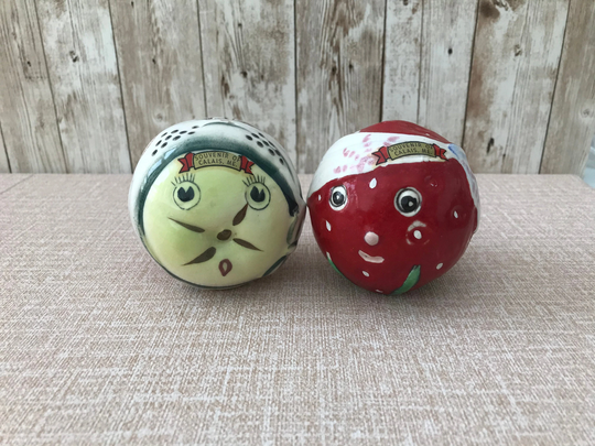 Apple & Strawberry Anthropomorphic Head W/Scarves Vintage Salt Pepper Shaker Set