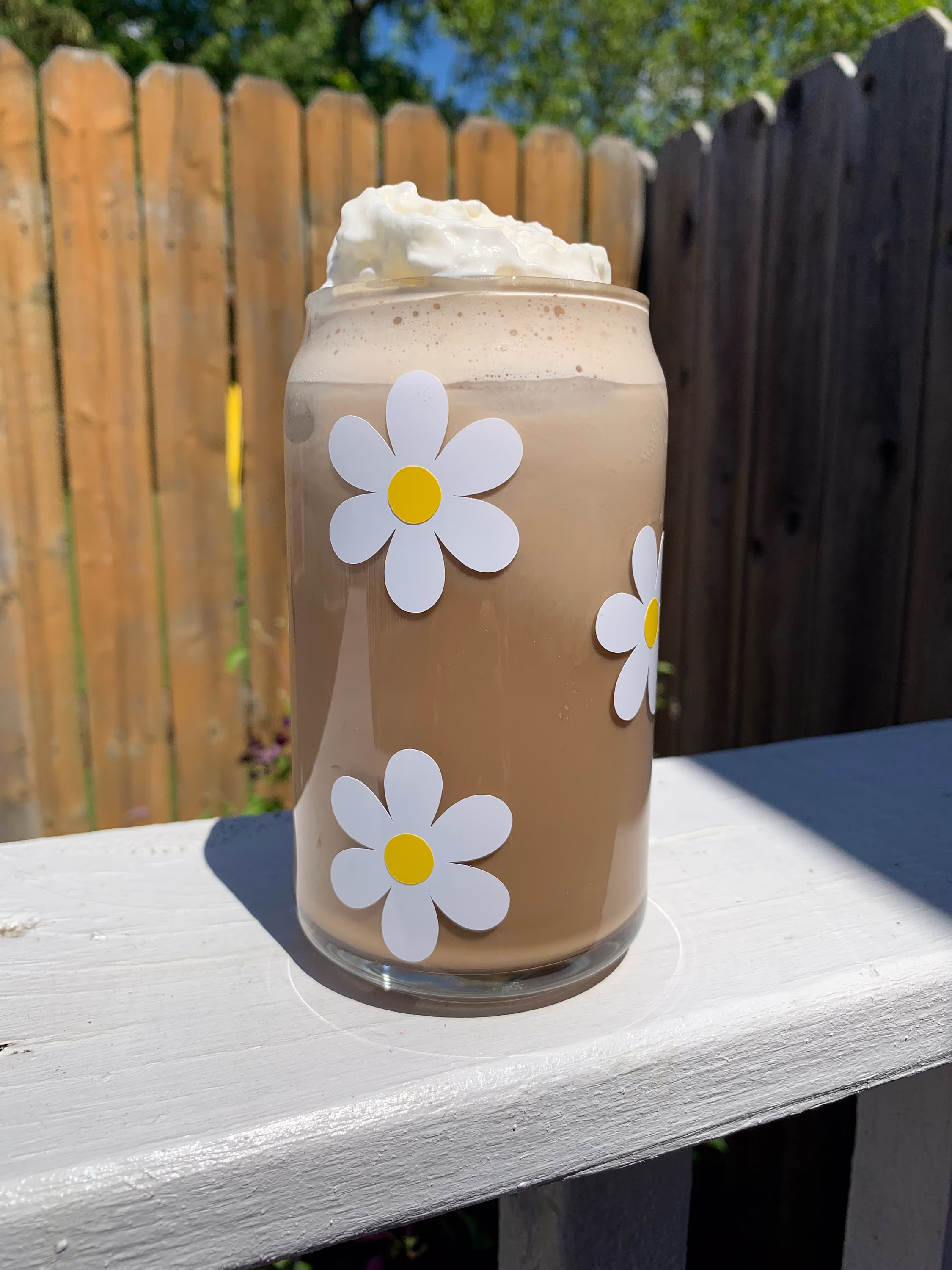 Daisy Beer Can Glass /Iced Coffee/Soda Floral