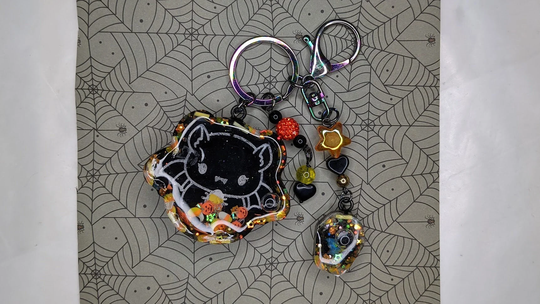 Halloween Bat Shaker Deluxe Keychain