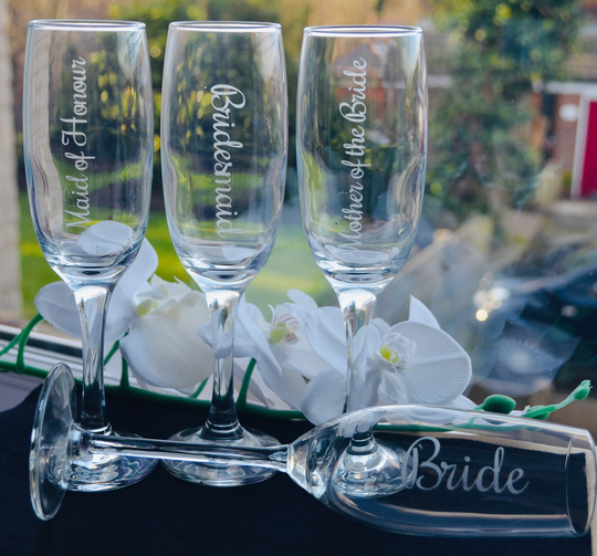 Engraved Champagne Glass For Wedding Flute Party, Bride & Groom Present Wedding Gift