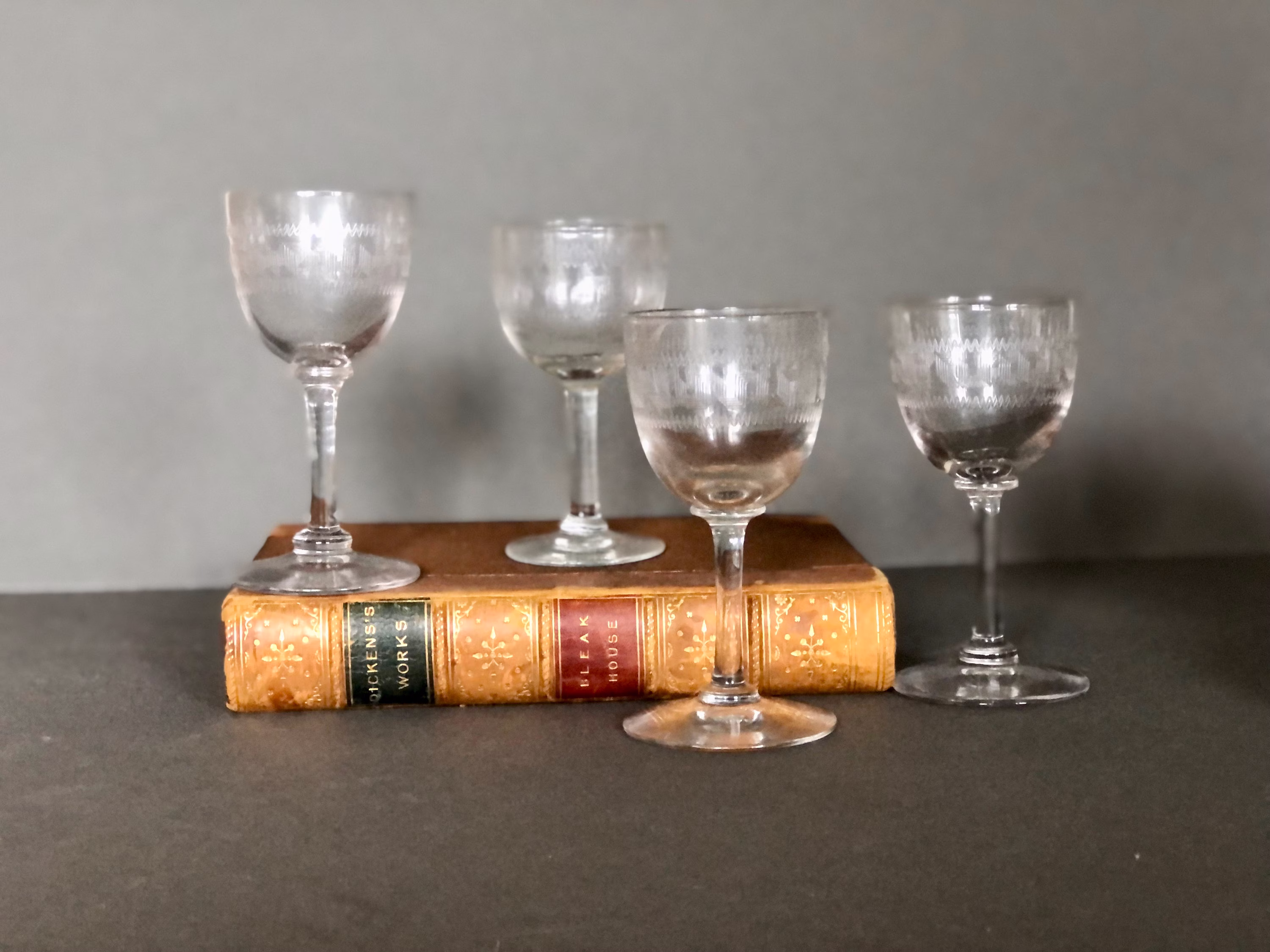 Edwardian Etched Greek Key Glasses X 4, Antique Pall Sherry Aperitif