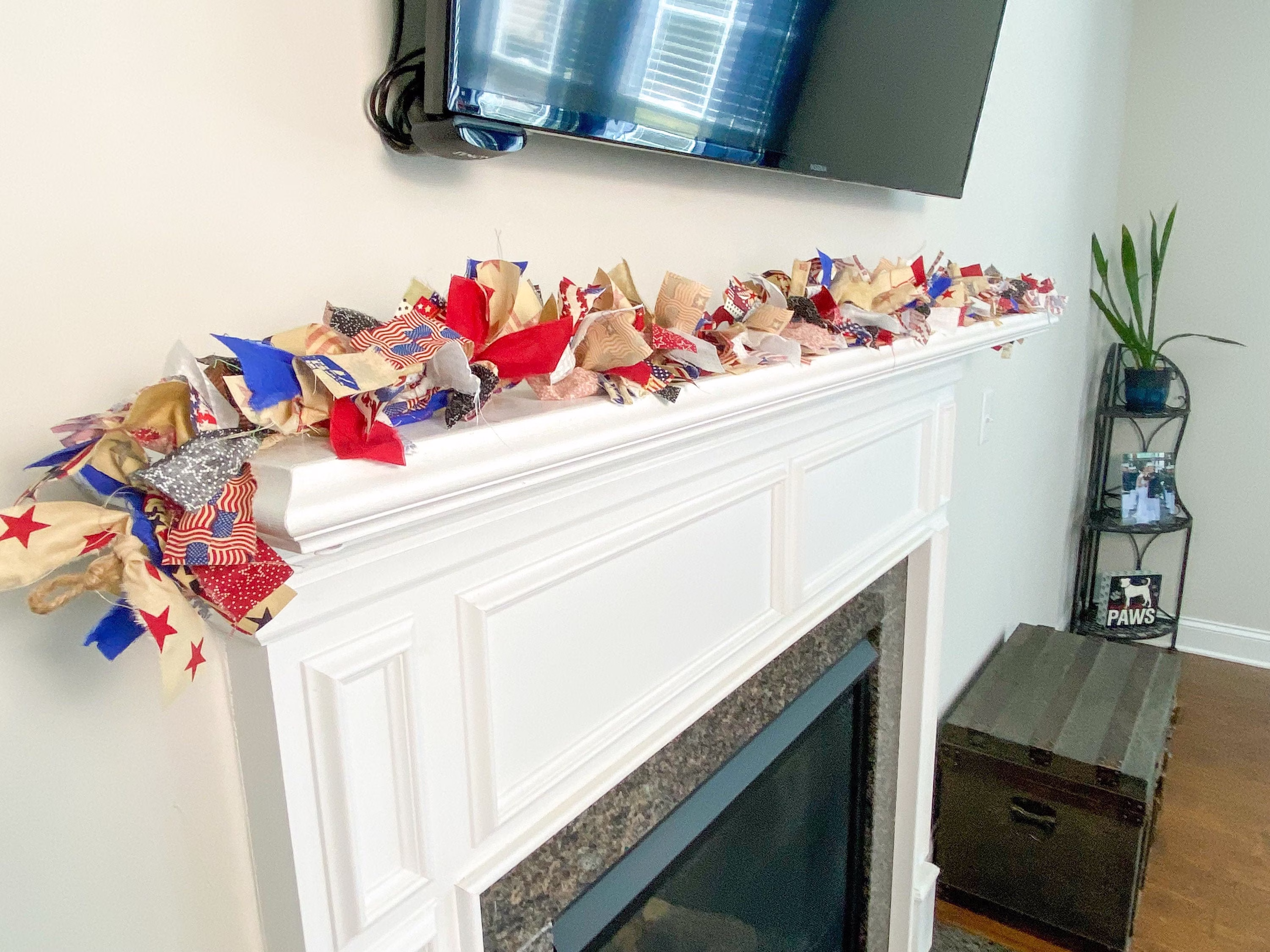 Patriotic Rag Garland, Rag Tie Mantel Banner, Primitive Fabric Rustic Farmhouse Decor, Fabric Wall Hanger, Military Decor