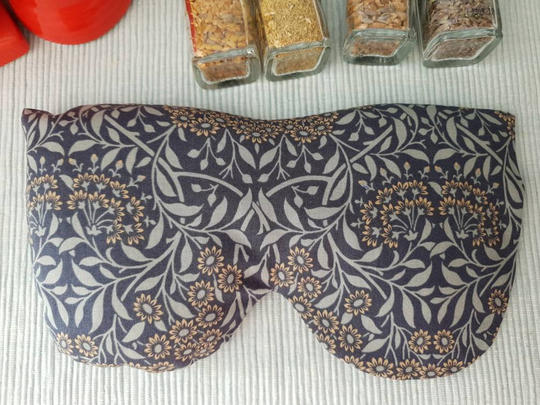 William Morris Microwave Eye Pillow, Organic Oversized Eyemask, Lavender, Chamomile, Unscented Reusable Eyecare Gift, Wellbeing